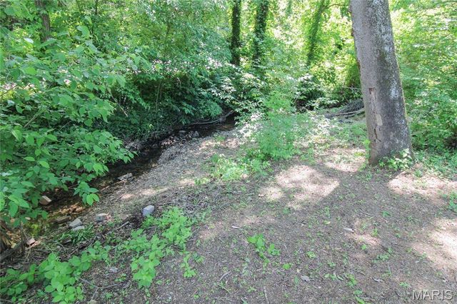 1121 Wolf Hollow Road, Imperial, MO 63052