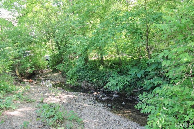1121 Wolf Hollow Road, Imperial, MO 63052