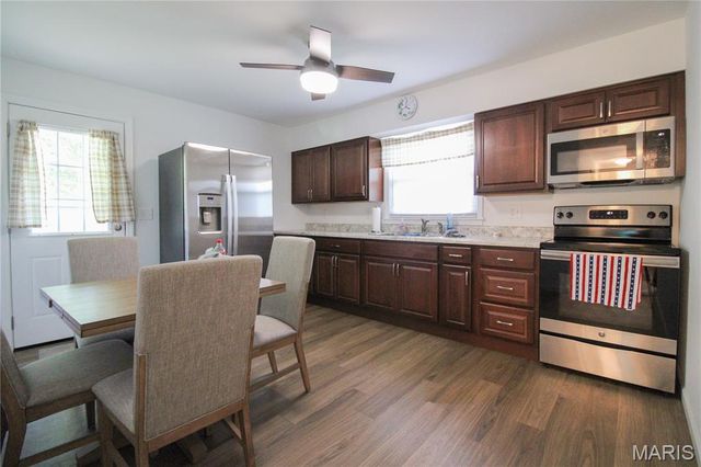 1121 Wolf Hollow Road, Imperial, MO 63052