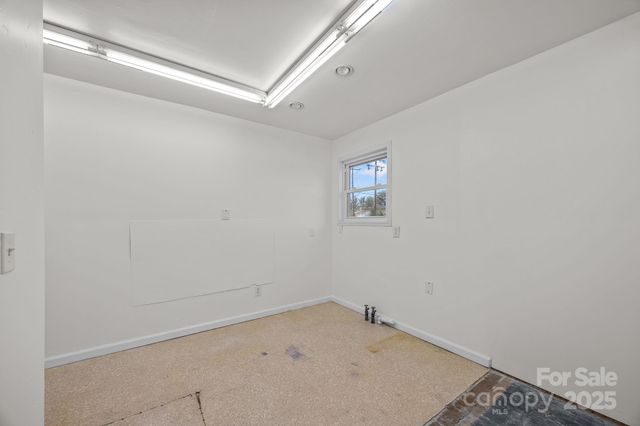 701 Dana Road, Hendersonville, NC 28792