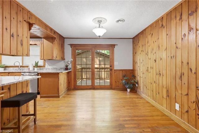 3089 Pipers Gap Road, Mount Airy, NC 27030