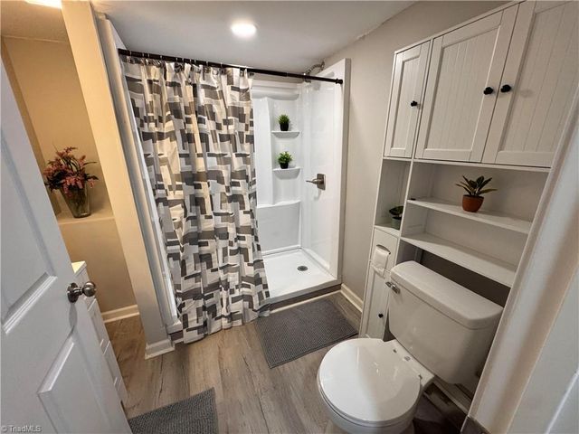 3089 Pipers Gap Road, Mount Airy, NC 27030