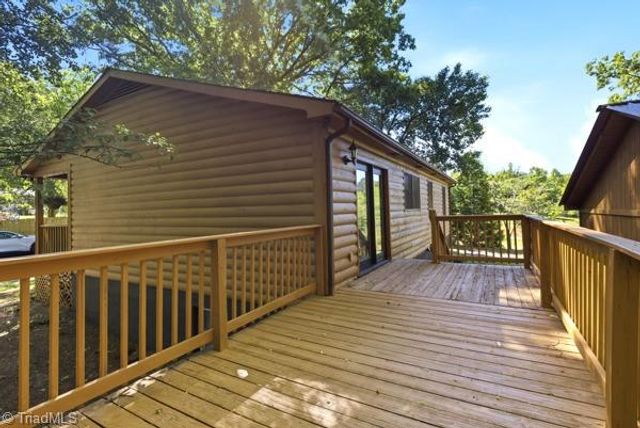 3089 Pipers Gap Road, Mount Airy, NC 27030