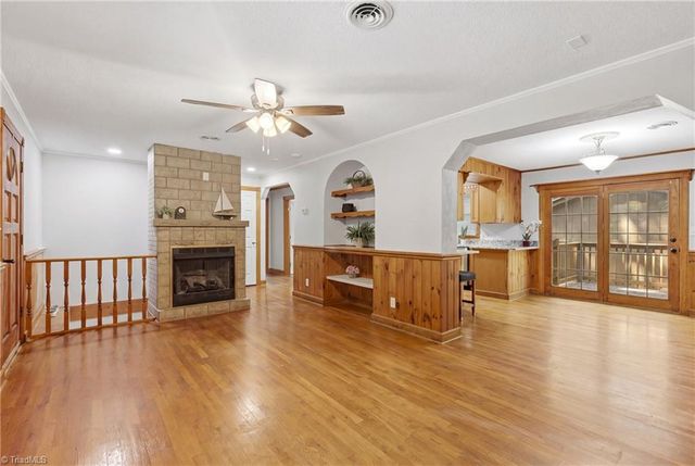 3089 Pipers Gap Road, Mount Airy, NC 27030