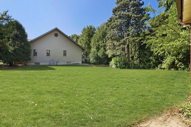 5401 82nd STREET, Kenosha, WI 53142