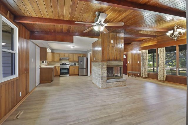 5401 82nd STREET, Kenosha, WI 53142