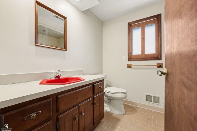 9617 River Road, Algonac, MI 48001