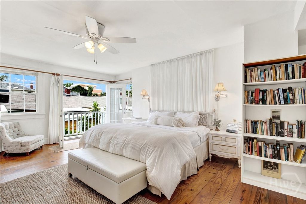 Image 35 of property listing at 535 E Gordon Street, Savannah, GA 31401