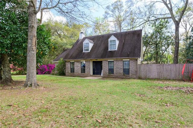 12795 Dauphin Court, Grand Bay, AL 36541