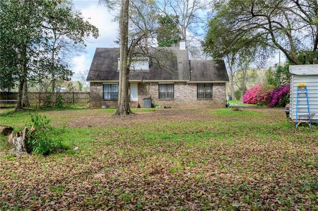 12795 Dauphin Court, Grand Bay, AL 36541