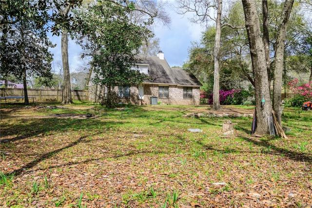 12795 Dauphin Court, Grand Bay, AL 36541