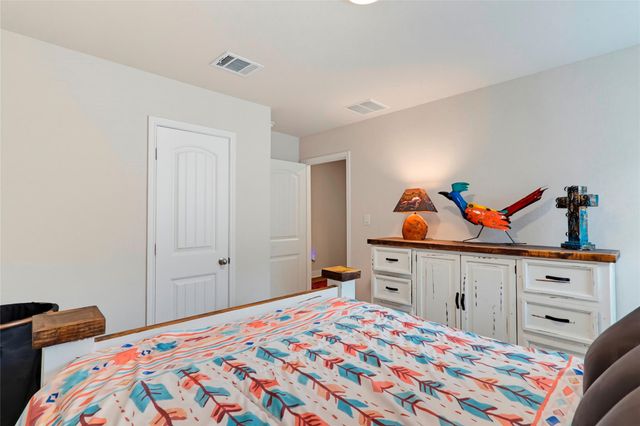 1416 PARKWOOD, Seguin, TX 78155