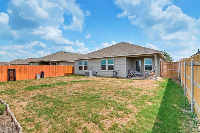 1416 PARKWOOD, Seguin, TX 78155