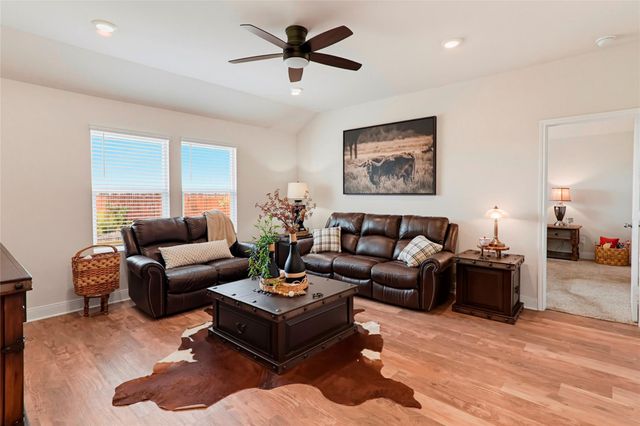 1416 PARKWOOD, Seguin, TX 78155