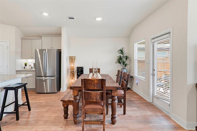 1416 PARKWOOD, Seguin, TX 78155