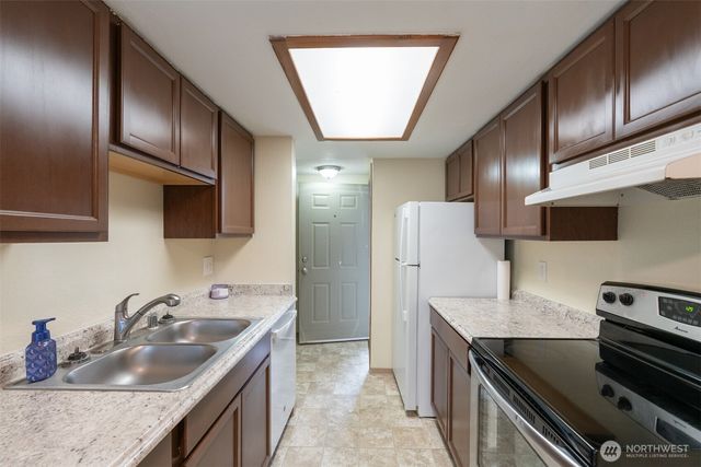 5607 76th Street W, Lakewood, WA 98499