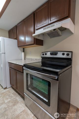 5607 76th Street W, Lakewood, WA 98499