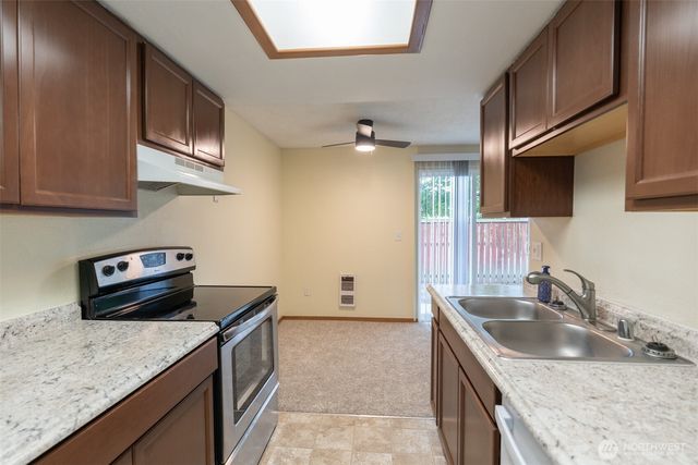 5607 76th Street W, Lakewood, WA 98499