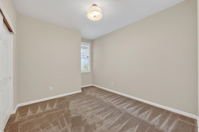 6040 Belfast Way, Roseville, CA 95747