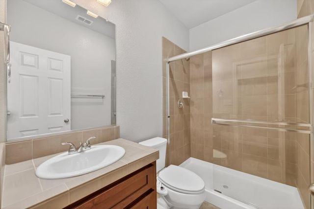 6040 Belfast Way, Roseville, CA 95747