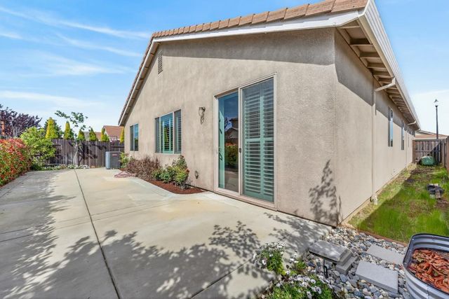 6040 Belfast Way, Roseville, CA 95747