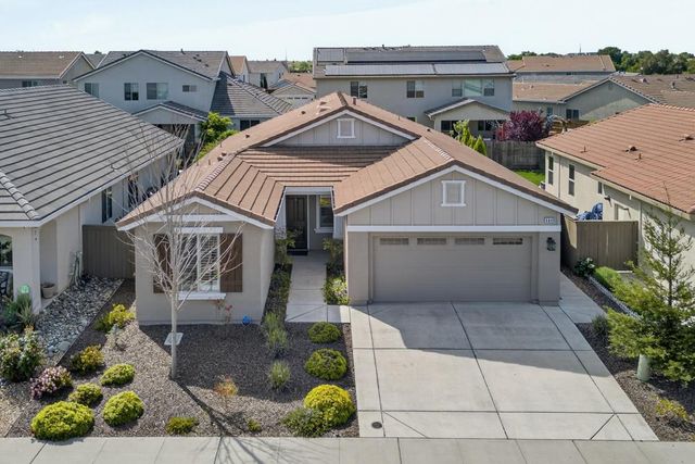 6040 Belfast Way, Roseville, CA 95747