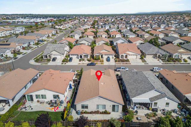 6040 Belfast Way, Roseville, CA 95747