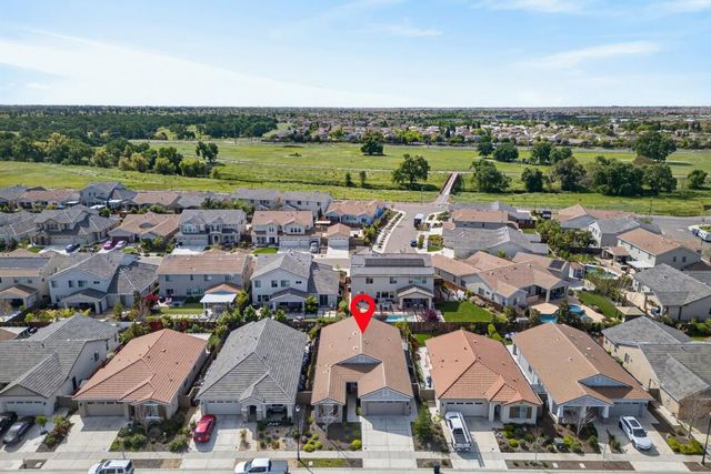 6040 Belfast Way, Roseville, CA 95747