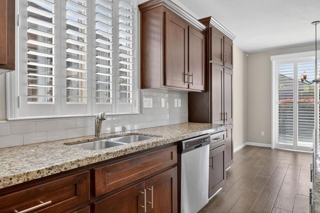 6040 Belfast Way, Roseville, CA 95747