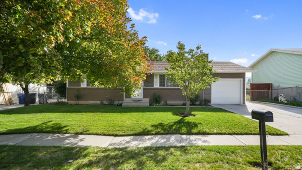 5541 S WESTSIDE DR, Salt Lake City, UT 84118 — exterior