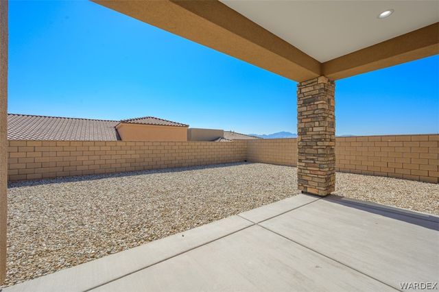 955 Athens Court, Bullhead City, AZ 86429