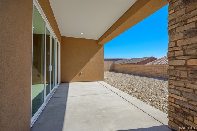 955 Athens Court, Bullhead City, AZ 86429