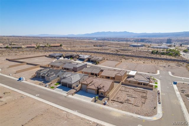 955 Athens Court, Bullhead City, AZ 86429