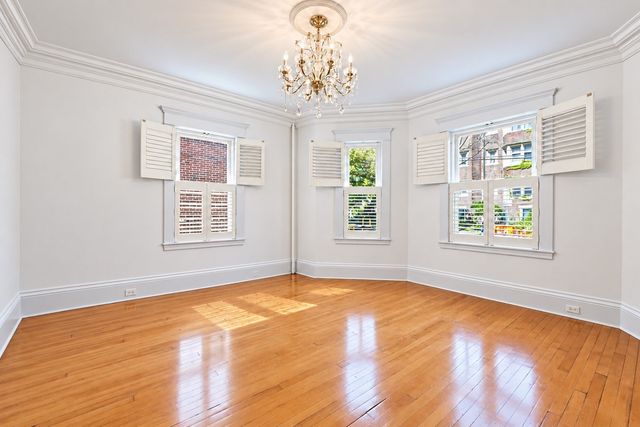 22 Centre St 2, Cambridge, MA 02139