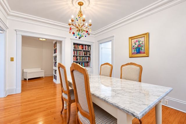 22 Centre St 2, Cambridge, MA 02139