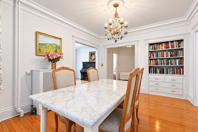 22 Centre St 2, Cambridge, MA 02139