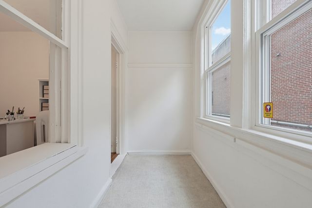 22 Centre St 2, Cambridge, MA 02139