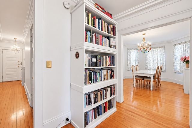 22 Centre St 2, Cambridge, MA 02139