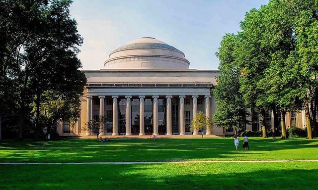 22 Centre St 2, Cambridge, MA 02139