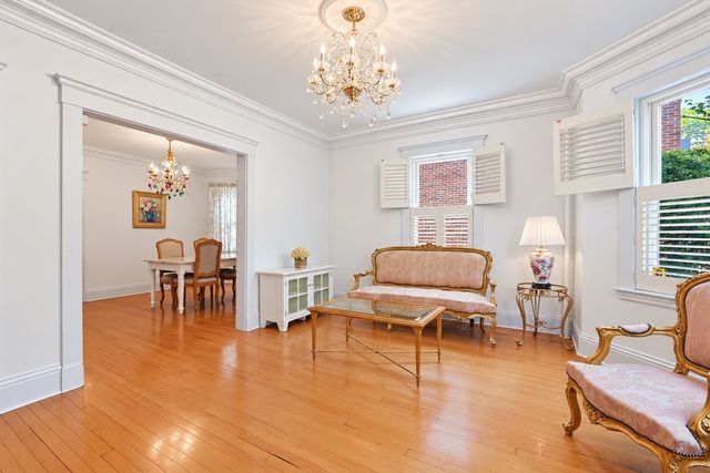 22 Centre St 2, Cambridge, MA 02139