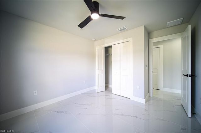 2618 41st ST W, Lehigh Acres, FL 33971