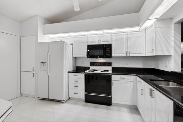 14492 Via Royale, Delray Beach, FL 33446