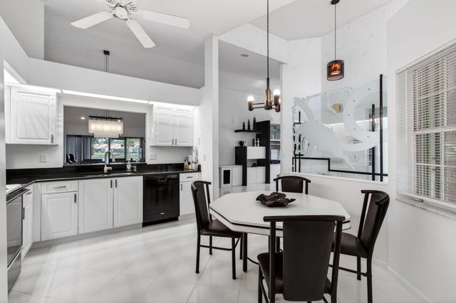 14492 Via Royale, Delray Beach, FL 33446