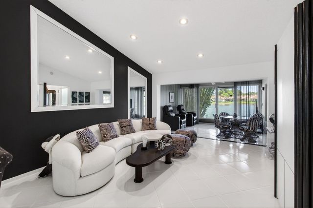 14492 Via Royale, Delray Beach, FL 33446