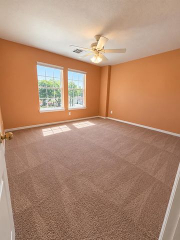 9506 Almeda Pines Drive, Houston, TX 77075