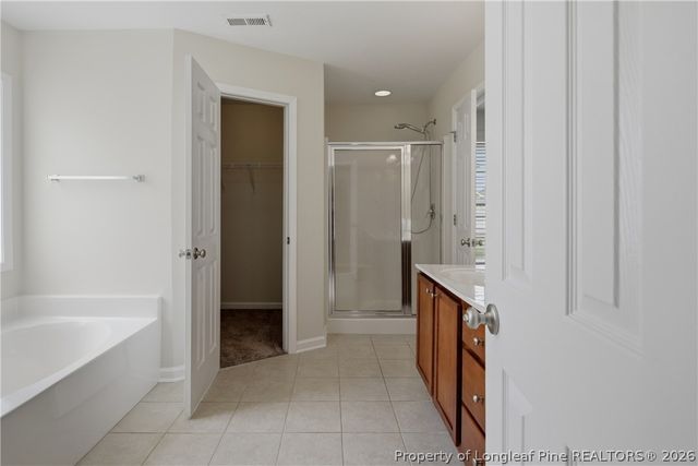 325 Ranier Drive, Raeford, NC 28376