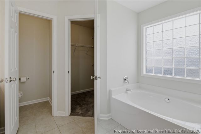 325 Ranier Drive, Raeford, NC 28376