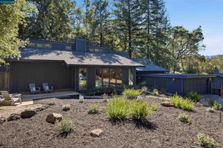 41 E Altarinda Dr, Orinda, CA 94563