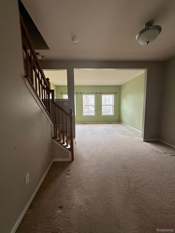 1618 Red Hickory, Howell, MI 48855