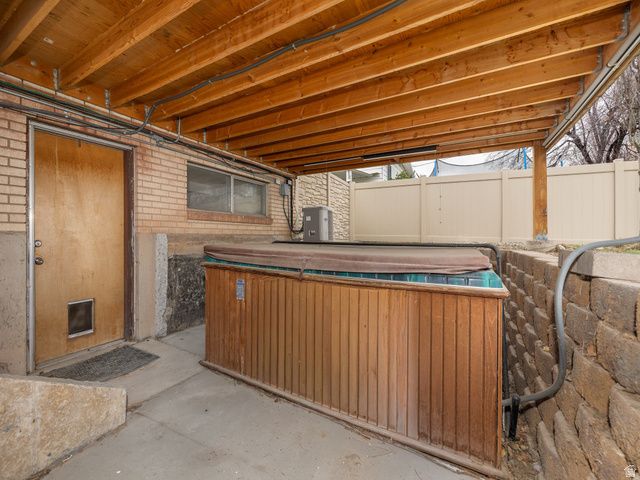 184 S WOODLAND DR, Orem, UT 84097